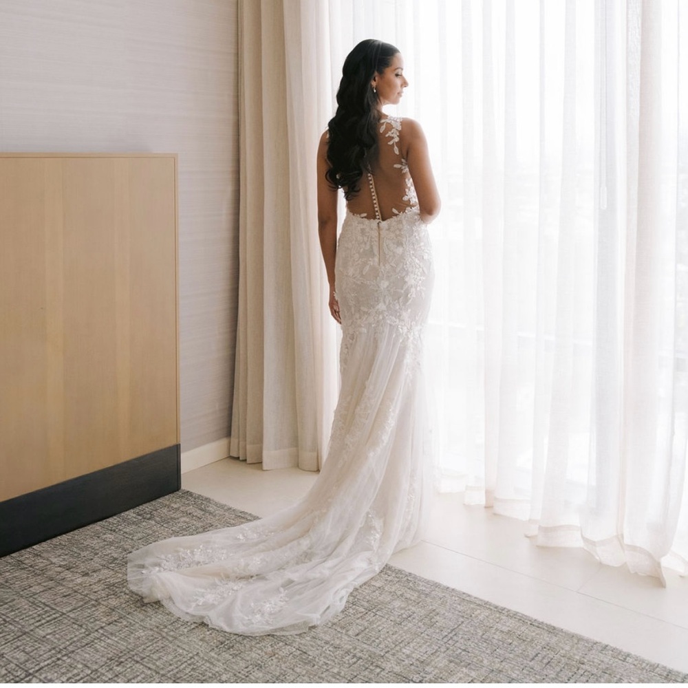 Ines Di Santo, ‘Leda’ wedding dress - Picture 2 of 8